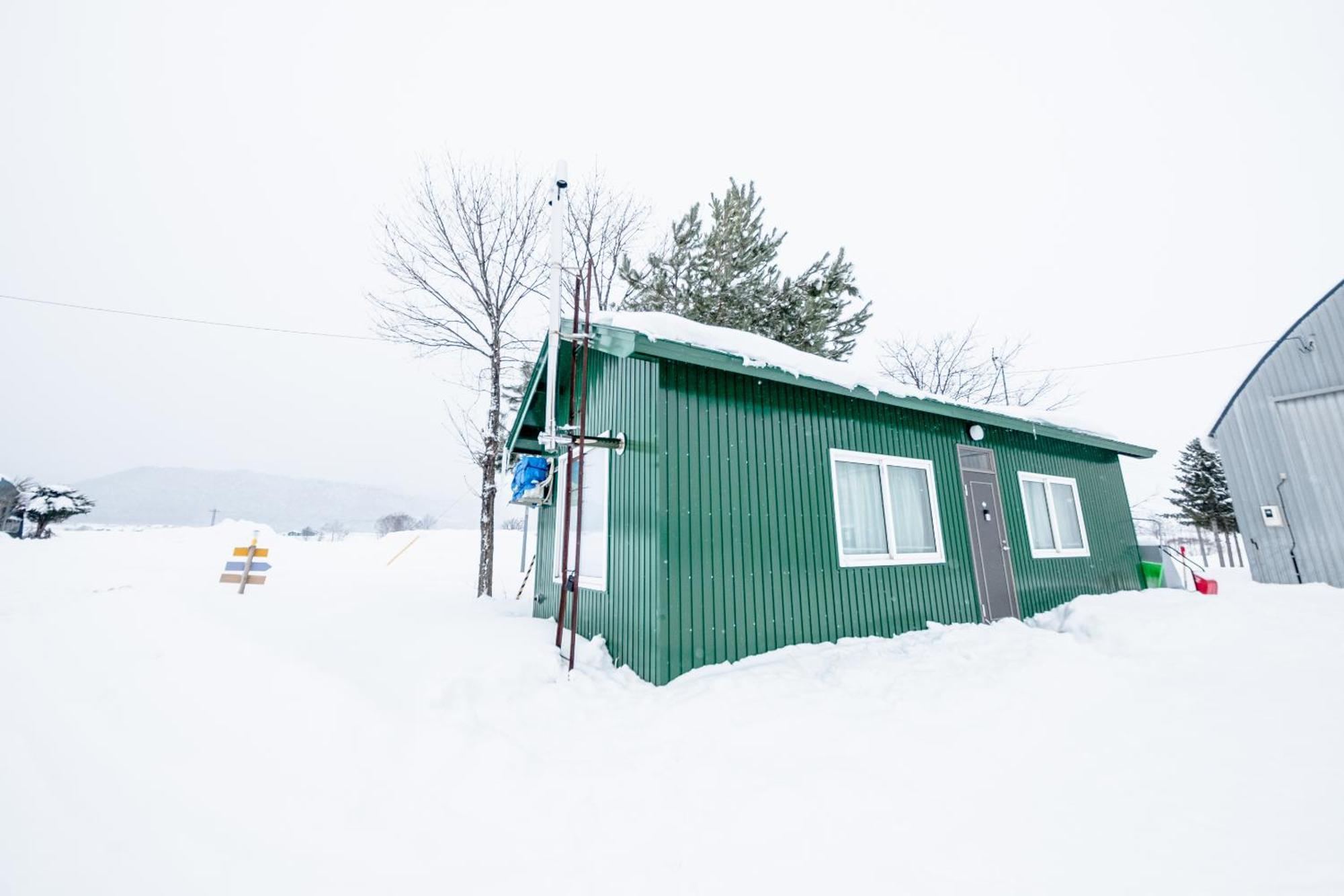 Furano Log House Farm Resort Exterior photo